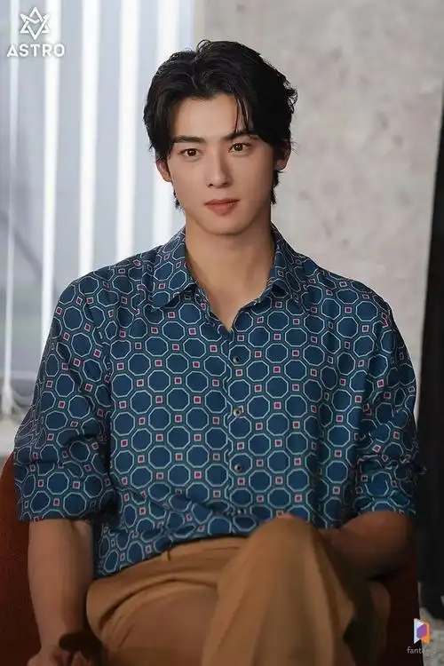 《我的id是江南美人》,《女神降临》等剧走红的车银优,早已是韩国公认