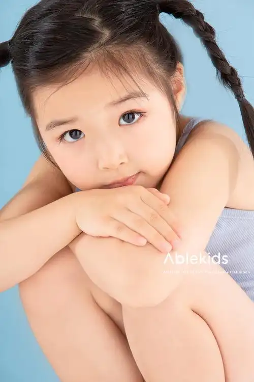 经费不够破布来凑玫瑰喜欢这么大眼睛的小姑娘吗坏笑