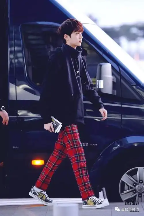 韩流照妖镜 | 这个混血爱豆太适合金发惹!李光洙不搞笑的时候超!帅!