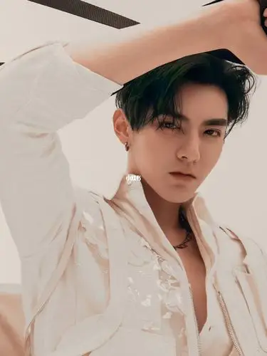 吴亦凡绝世神颜,气质高贵,俊逸非凡!99_吴亦凡_娱乐_明星娱乐资讯