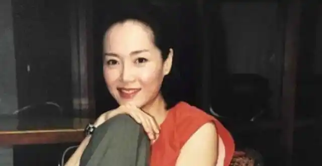 1984年,26岁恬妞嫁给印尼富商叶聪豪,新婚之夜:我家里还有两个太太