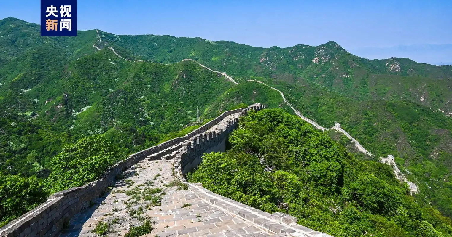 端午佳节正值初夏 八达岭长城每天将提前半小时开放