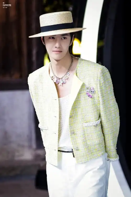 智族gq moty年度人物盛典##gq红毯##王一博gq盛典