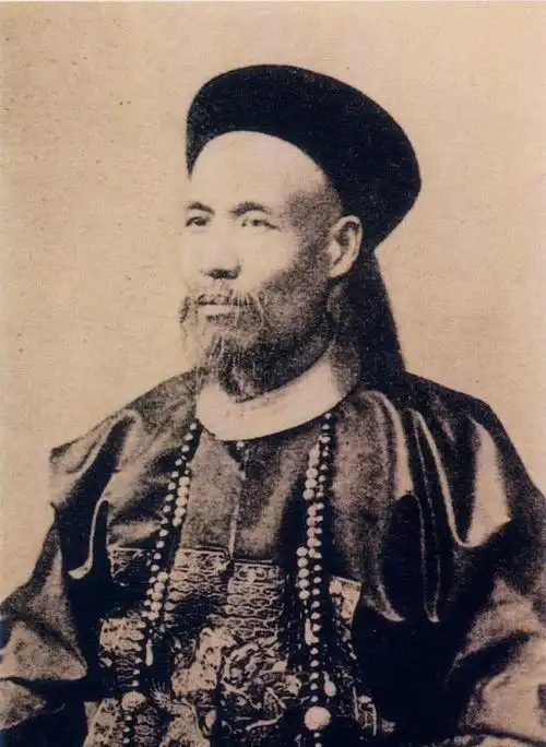 识人有术的曾国藩,仅仅通过吃饭时的小动作,就将对方的人品看透!