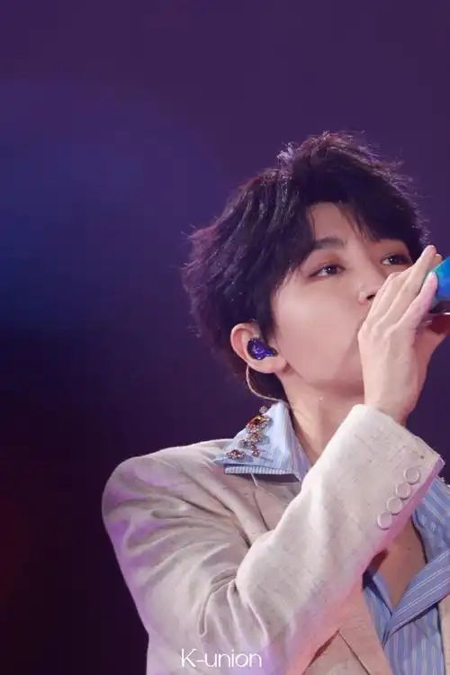 王俊凯心引力舞台好甜##11个王俊凯