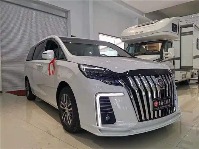 销量之王别克gl8七座商务车改装雅典娜版本专属定制