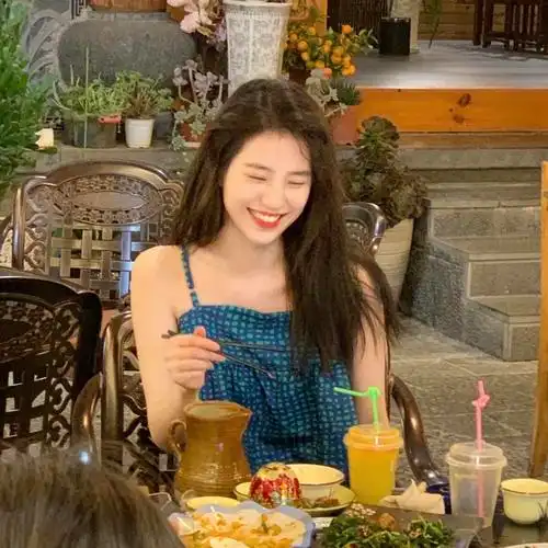 美女氛围头像小红书搬运持更