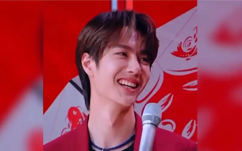 王一博笑起来也太绝了吧