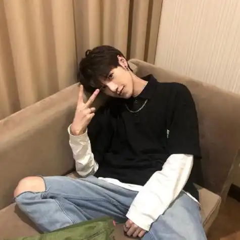 真人版的帅哥头像这才是人人要好好珍惜的头像