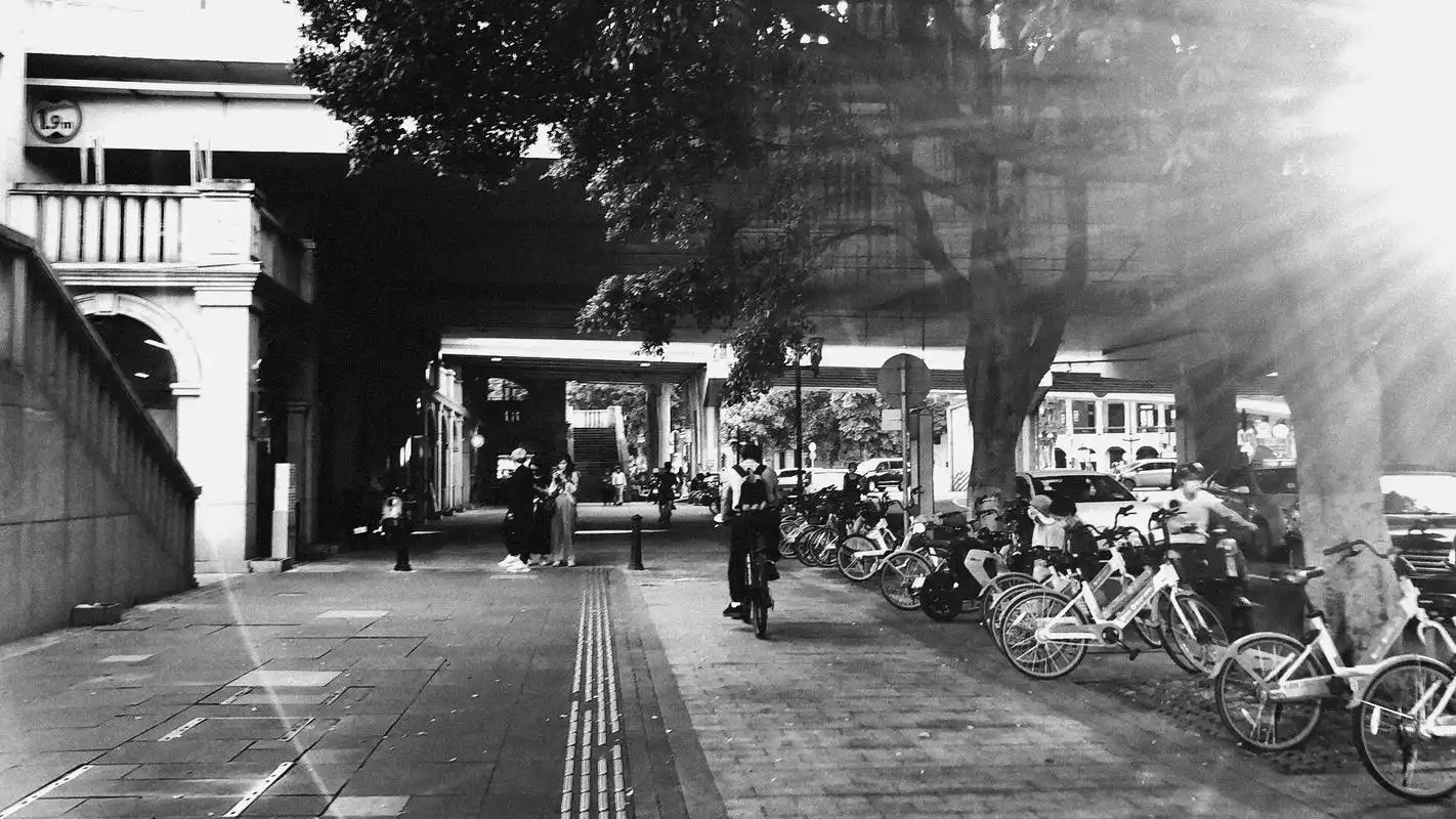 伊藤诚 #黑白系 - 抖音