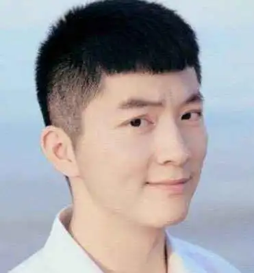 男生圆寸发型怎么剪好看