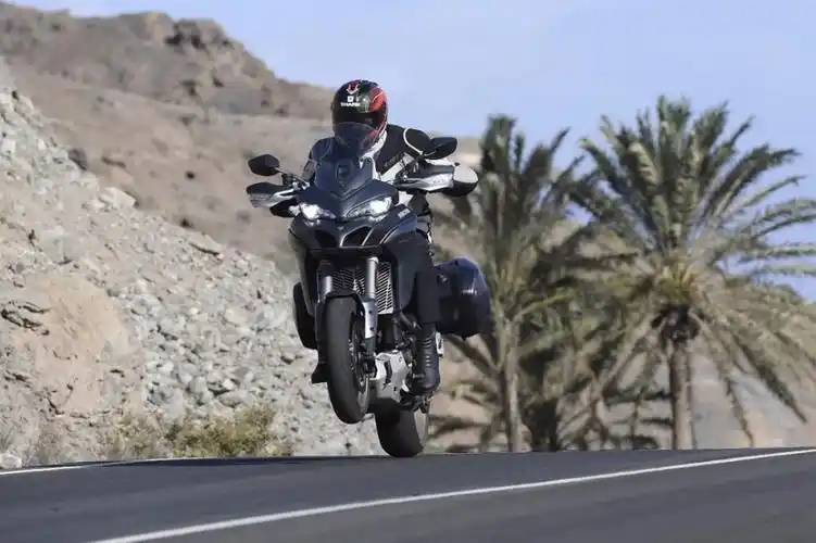 比大更大盘点那些越来越大的摩托车下