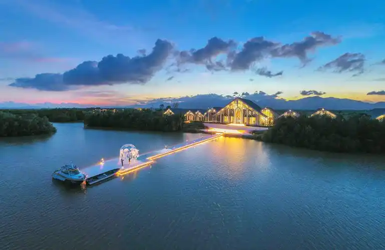 广东江门——世茂碧海银湖