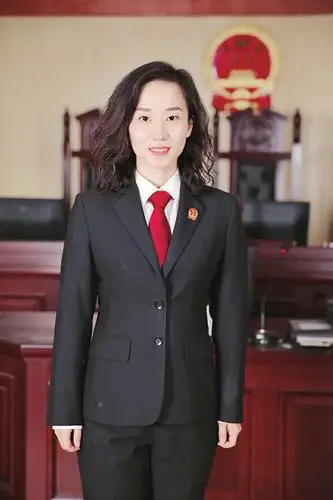 韩晓爽人物档案中共党员,市中区人民法院七贤法庭庭长.