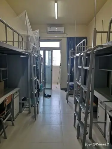 深圳大学的宿舍条件如何校区内有哪些生活设施
