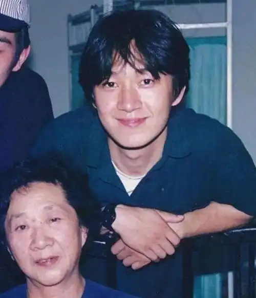 潘粤明与董洁离婚后前妻不让我看儿子我的亲情爱情都有泪