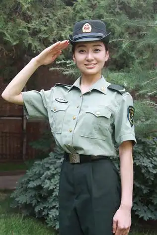 中国"90后"女文艺兵风采:梦想与青春同行(图)(3)-中新网