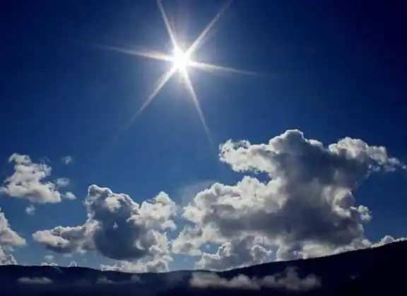 这几年最美的太阳,捧在手里更美,你手里的太阳美么?