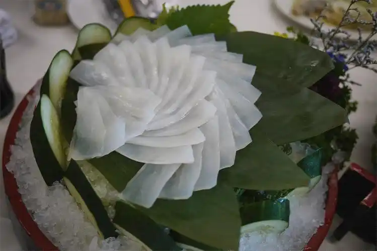 墨鱼刺身