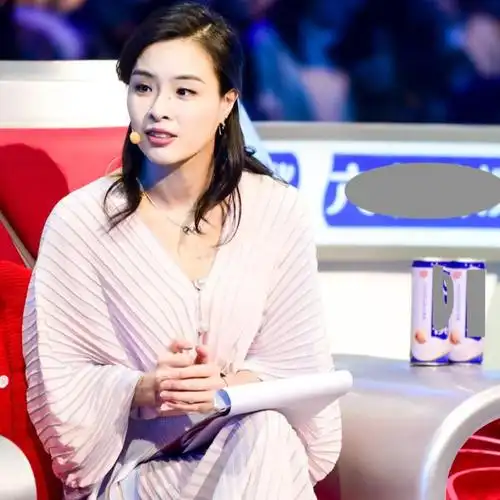 吴敏霞(上海体育局团委副书记)_尚可名片