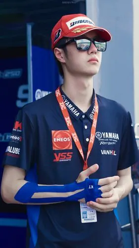 85号车手王一博