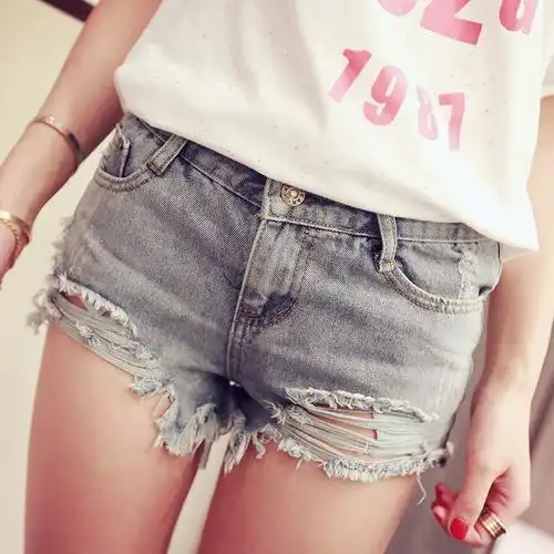 蚂蚁阿宅做旧破洞浅色超短牛仔短裤热裤春夏kzq