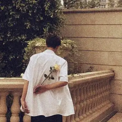 背影男头100张_男生头像_头像屋