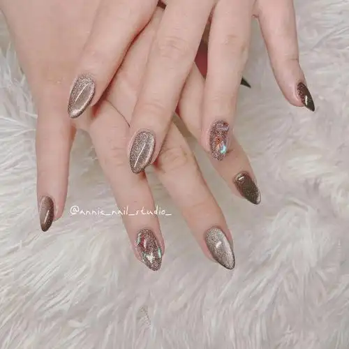 猫眼美甲温精灵极光钻美甲