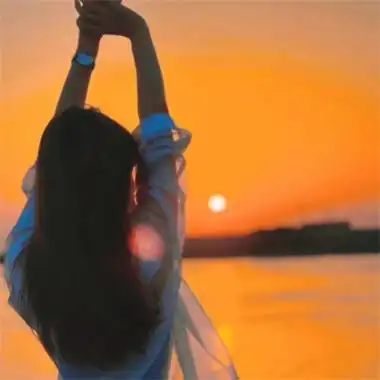 唯美夕阳落日背影女头真人图片 优质漂亮女生背影头像图片大全_女生