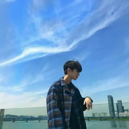 男生头像|qq男生头像2021年最流行帅气清新的阳光少年 第218期