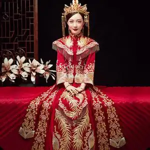秀禾服新娘2021新款 结婚凤冠霞帔中式新娘装嫁衣结婚古装龙凤褂