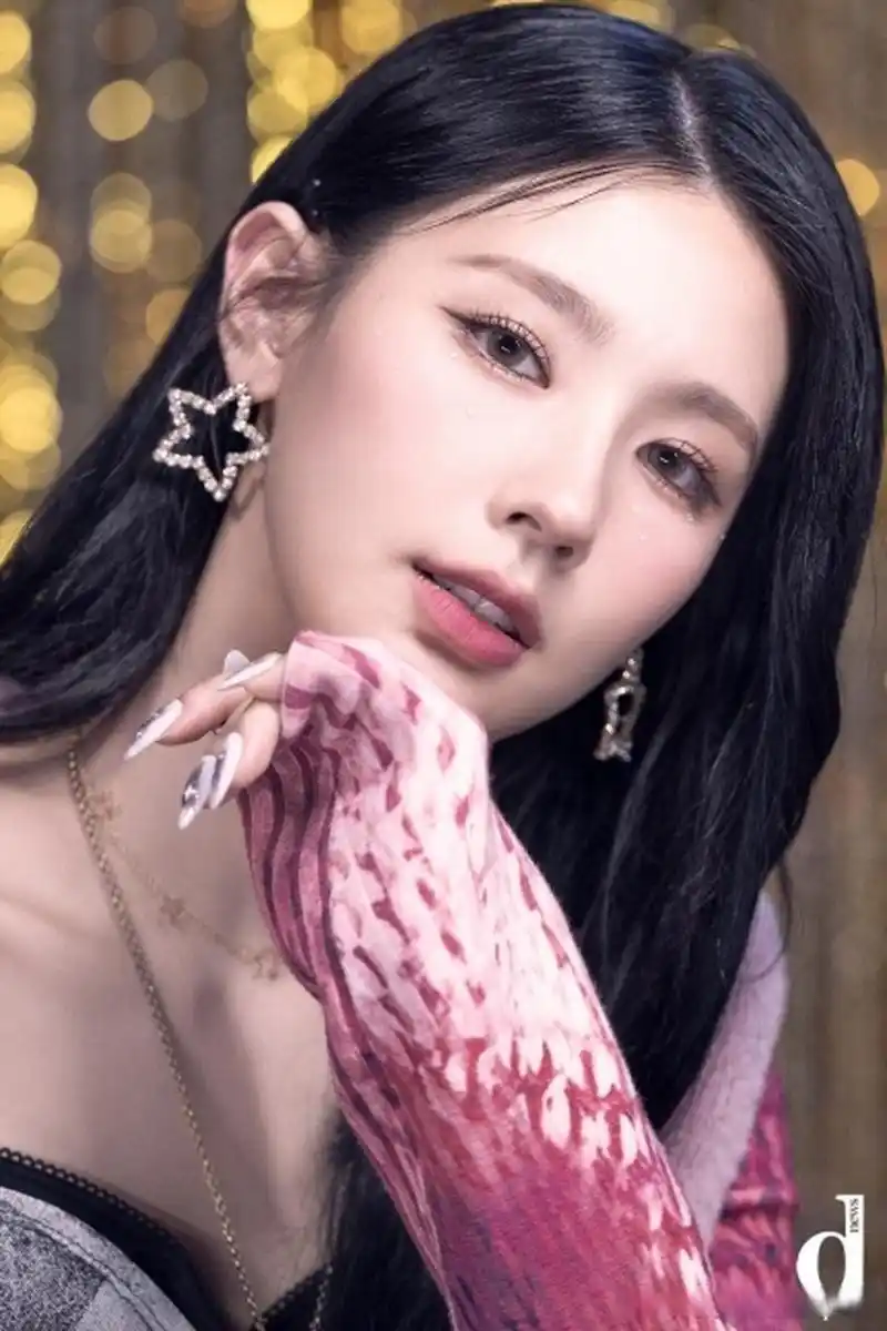 【d美图】 who : #gidle组合##赵美延#   what : 迷你六辑《i feel》