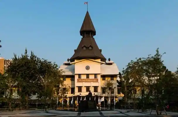 泰国国立法政大学硕博招生简章