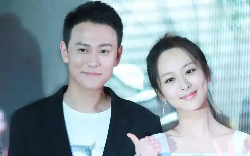 恩爱消失的6年杨紫秦俊杰中间隔的不止是爱胡辣汤的张雪迎