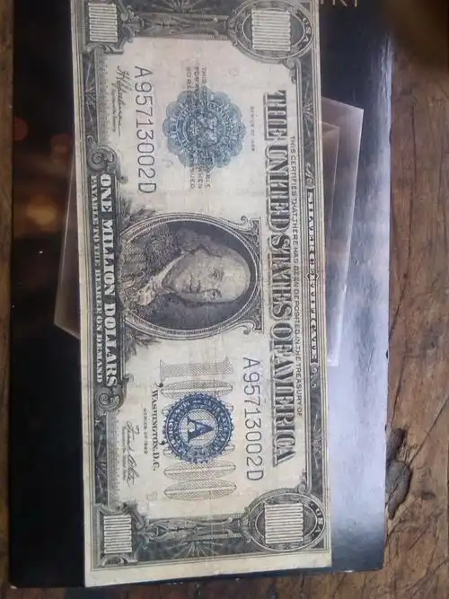 1928年美国联邦银行发行过100万面额的纸币吗?