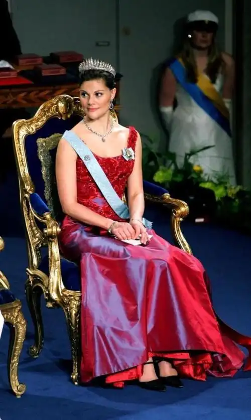 欧洲最美未来女王瑞典11岁公主出落得越发水灵不输西班牙公主