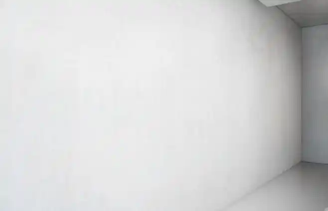 白色背景墙