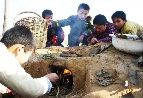 只要是有农村生活经历的人,不管你是70后,80后,抑或是90后,如果在儿时