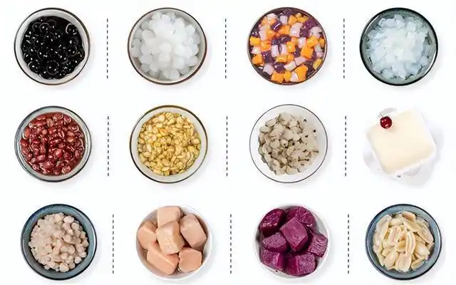 从1种到近10种,甚至半杯,大半杯,奶茶小料越加越多."有