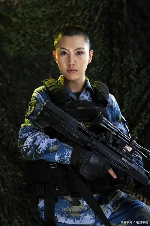 中国军队中的女特种兵
