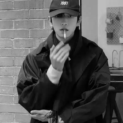男生头像黑白高冷图片
