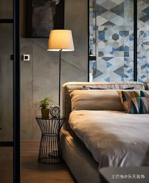 风格摇滚重金属卧室卧室其他100m05三居设计图片赏析--土巴兔装修