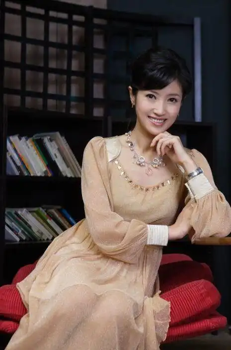 回顾春妮和丈夫刚强坚持丁克愁坏婆婆41岁意外得子全家乐开怀