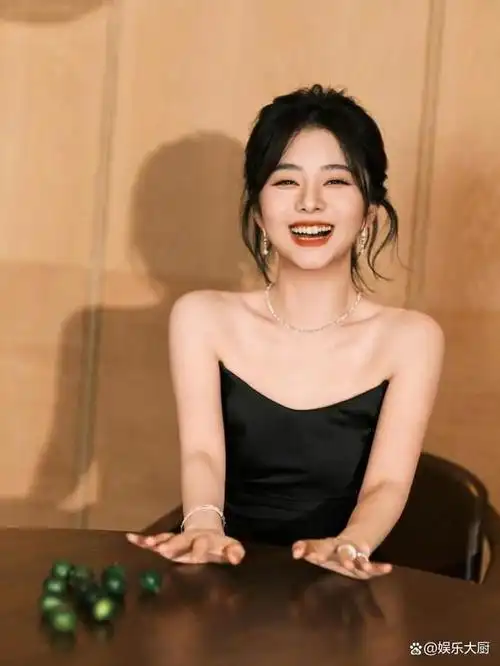 网评8位「笑起来最美」女星!赵露思,李一桐笑容超有感染力