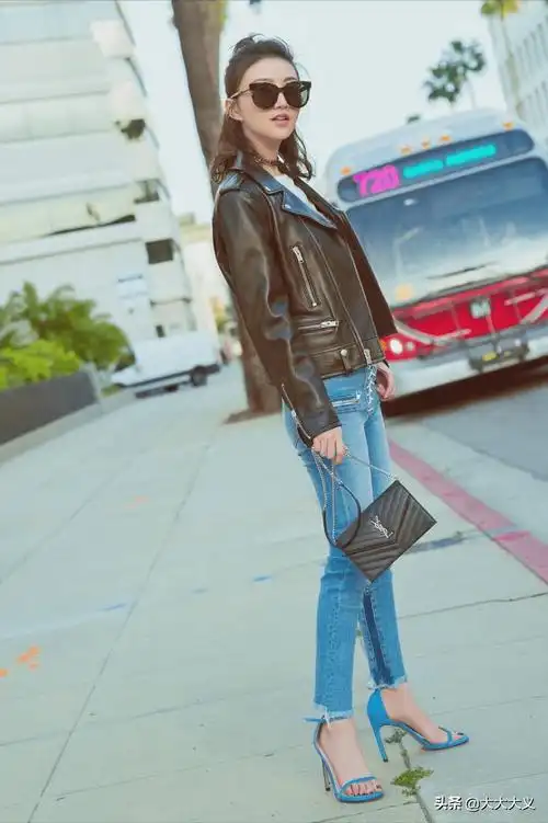 景甜的紧身牛仔裤太美丽了 从清纯到成熟风格 完美诠释什么是好身材