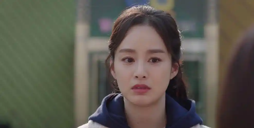 韩剧《你好再见妈妈》:金泰熙的回归,原本就是亲人们的一场贪念__财经