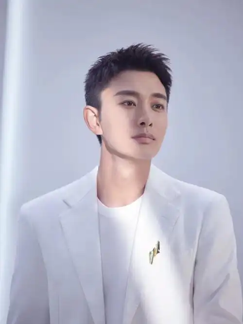 优雅绅士贾乃亮白色西装真的氛围感拉满