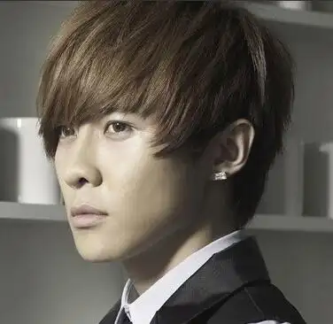 男生染栗子色头发好看吗?