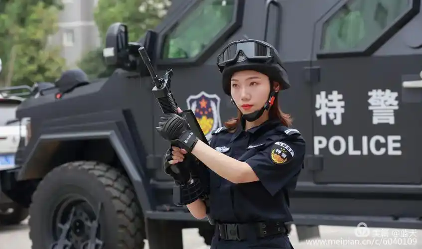 其它 女特警的风采/献给国庆70周年 写美篇出镜/特警女队员 拍摄/蓝天