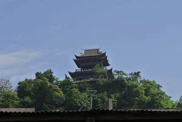 正好有几个新旧不同,画幅不同的机子,做了一个不严谨的测试,分享给大